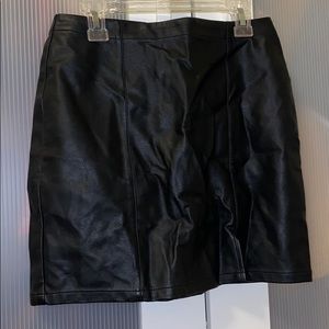 Mini faux leather skirt